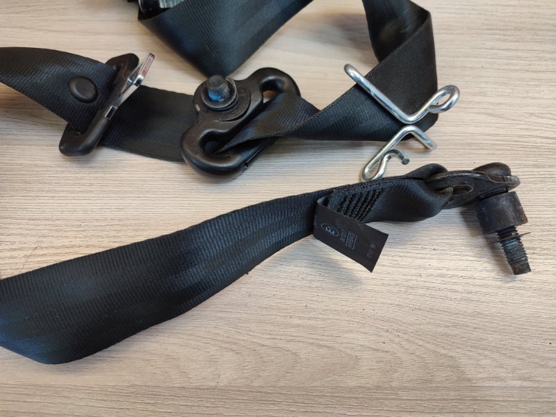Ремень безопасности - фото 5