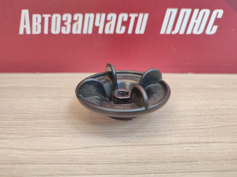 Крепление запасного колеса - фото 5