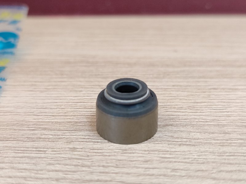 Колпачок маслосъемный - фото 2