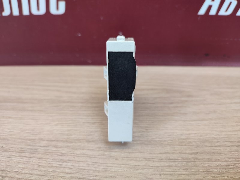 Датчик ремня безопасности - фото 2