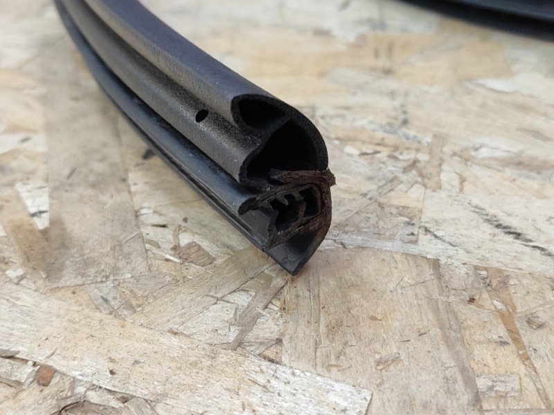 Уплотнитель проема      двери - фото 6