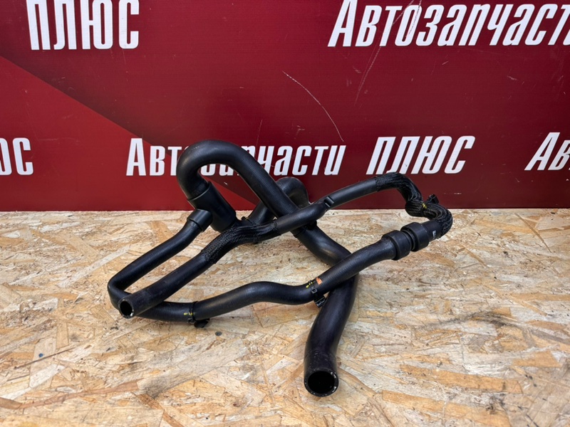 Патрубок радиатора - фото 1