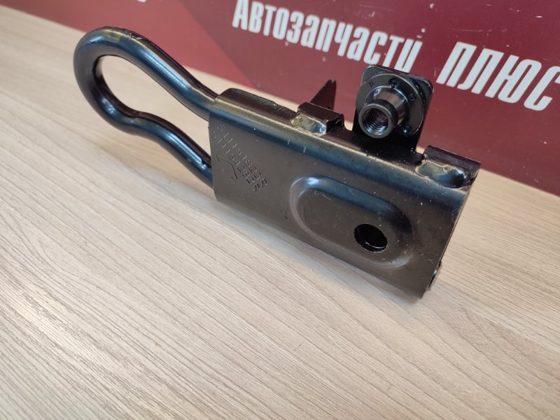 Крюк буксировочный - фото 4