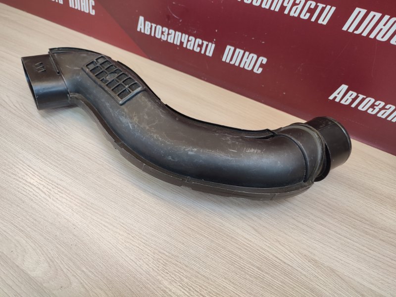 Патрубок воздушного фильтра - фото 3