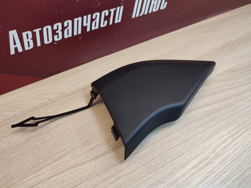 Заглушка буксировочного крюка - фото 5