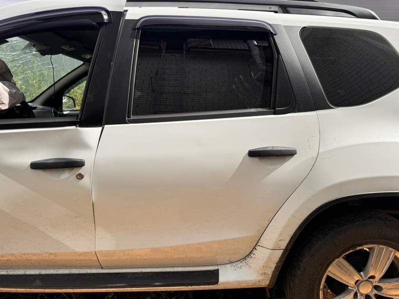 Дверь боковая - фото 1