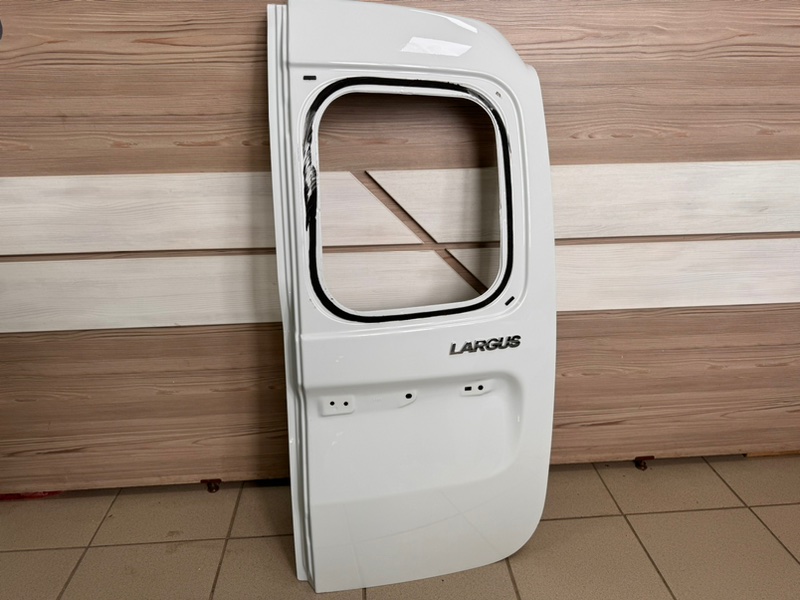 Дверь багажника - фото 1