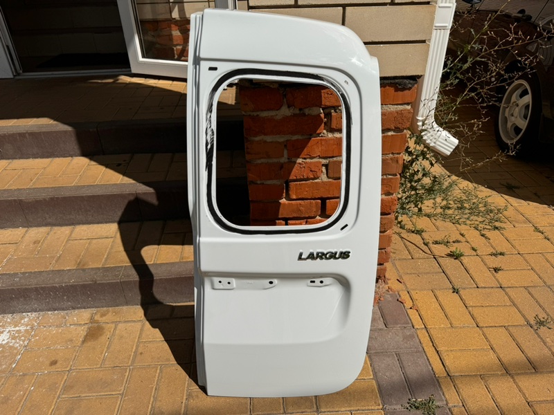 Дверь багажника - фото 1