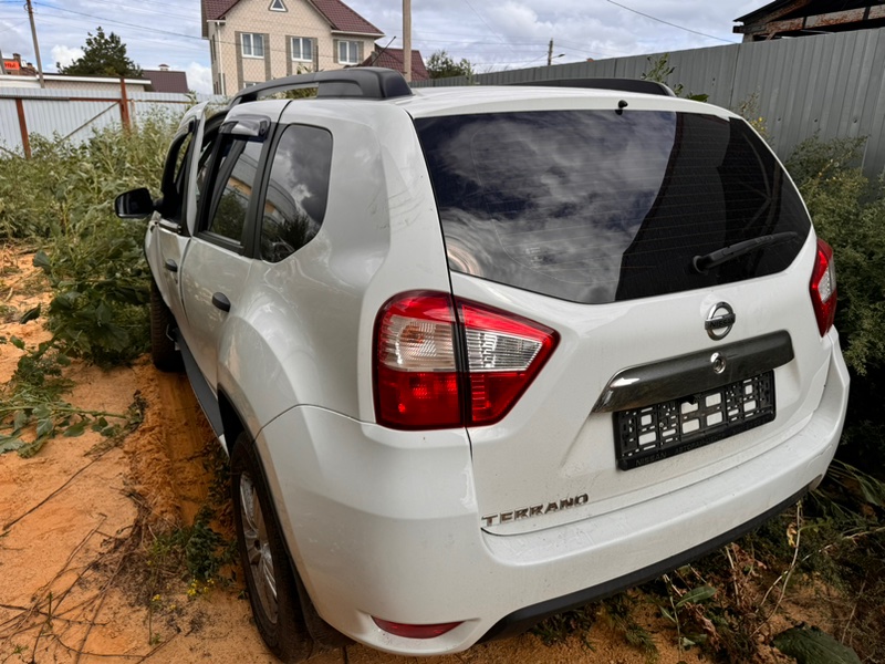 Кузов на запчасти - фото 3