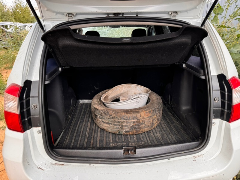 Кузов на запчасти - фото 6