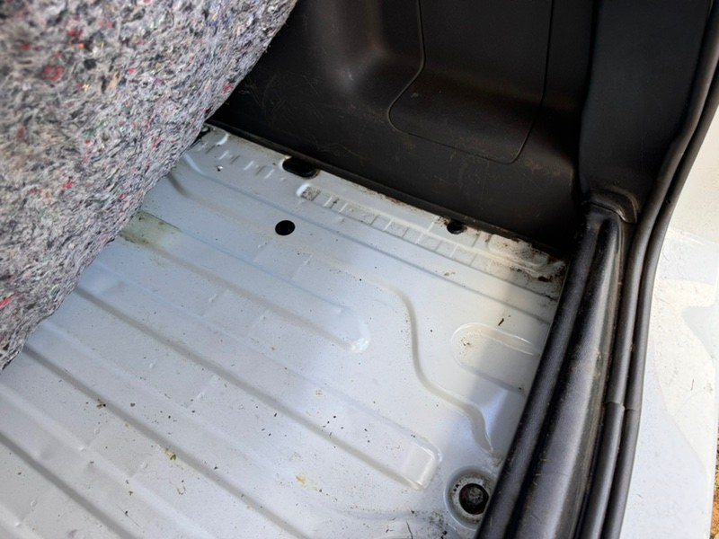 Ниша запасного колеса - фото 2