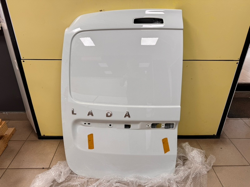 Дверь багажника - фото 1