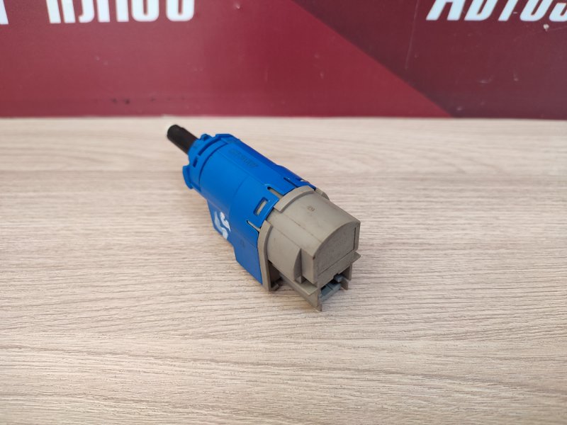 Датчик педали сцепления - фото 2