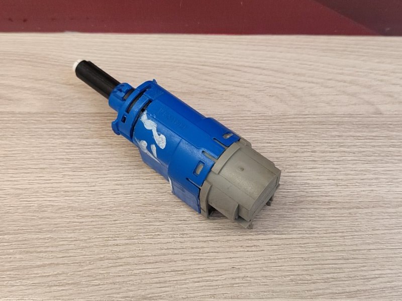 Датчик педали сцепления - фото 3