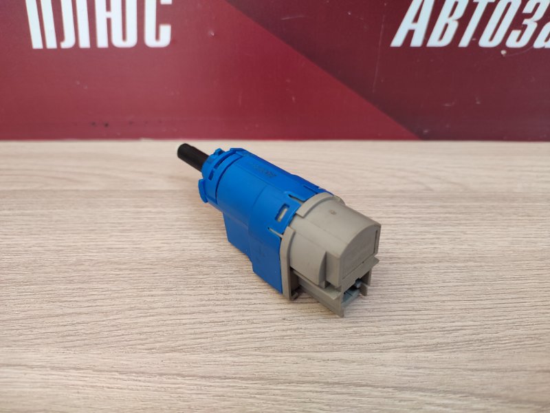 Датчик педали сцепления - фото 2