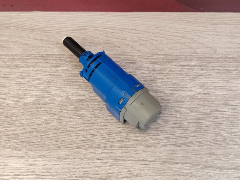 Датчик педали сцепления - фото 3