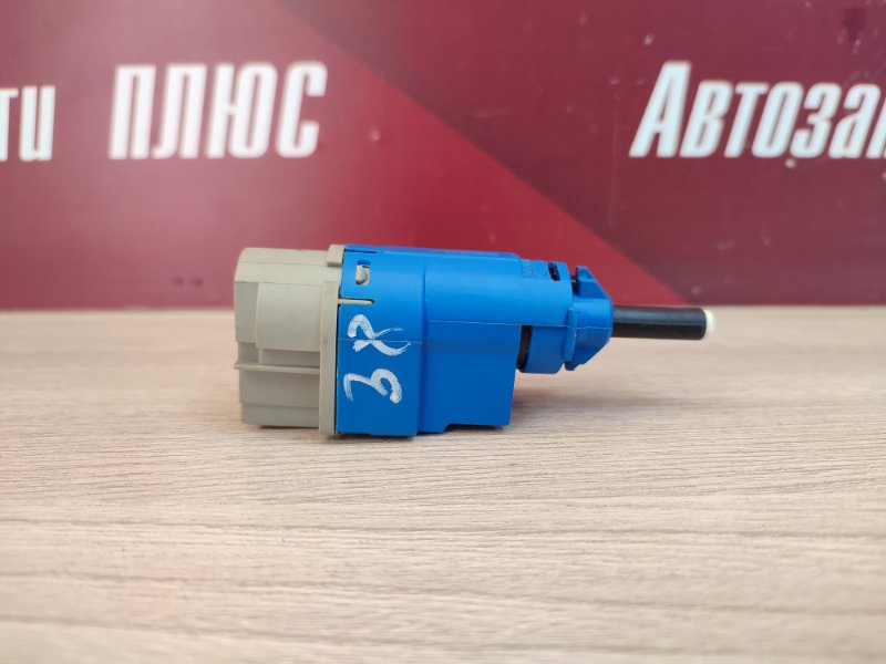 Датчик педали сцепления - фото 7