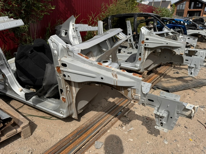 Лонжерон - фото 1