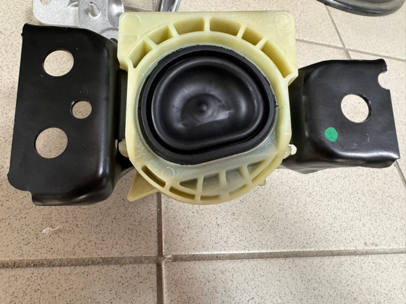 Опора двигателя - фото 2