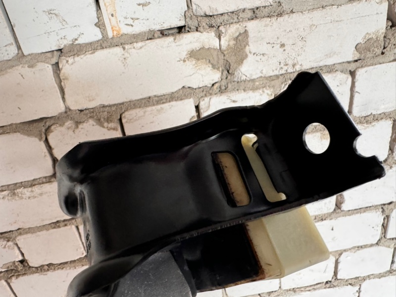 Крепление двигателя - фото 2