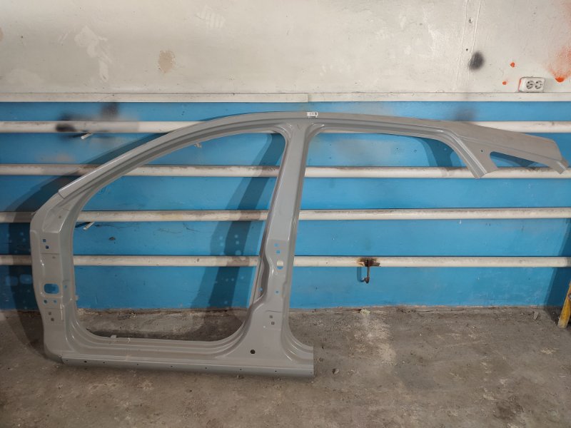 Боковина кузова - фото 1