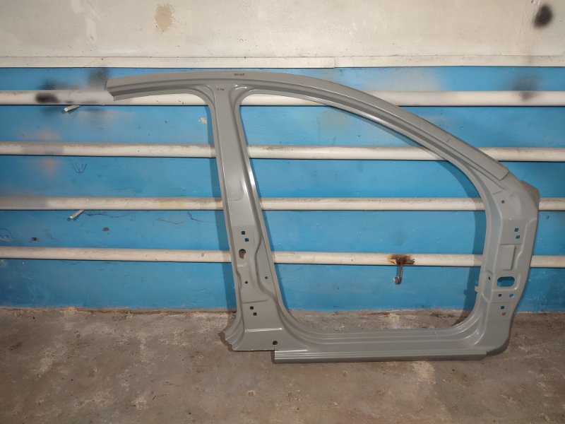Боковина кузова - фото 1