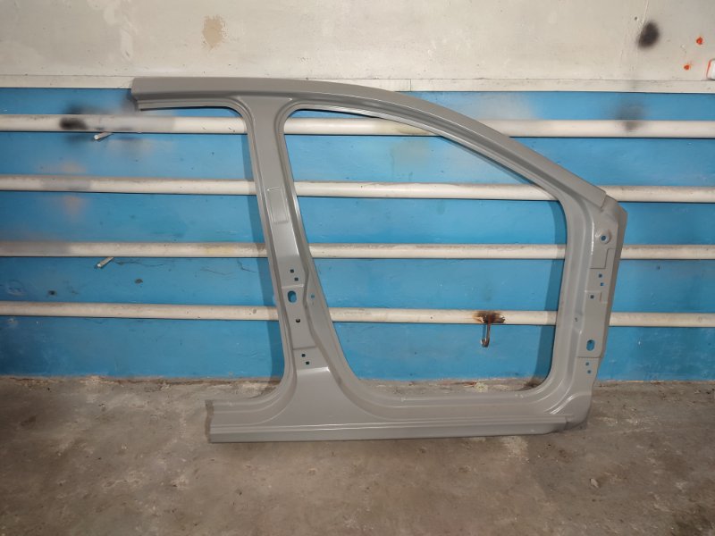 Боковина кузова - фото 1