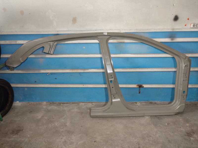 Боковина кузова - фото 1