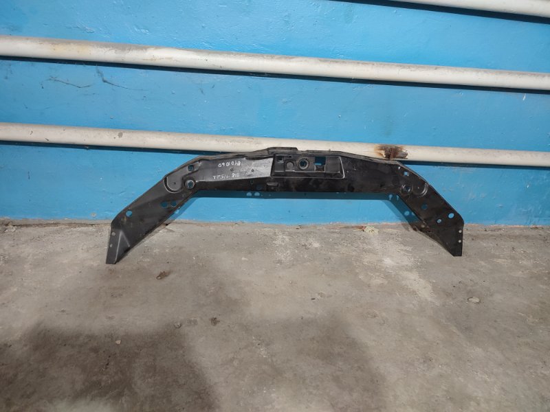 Рамка радиатора - фото 1