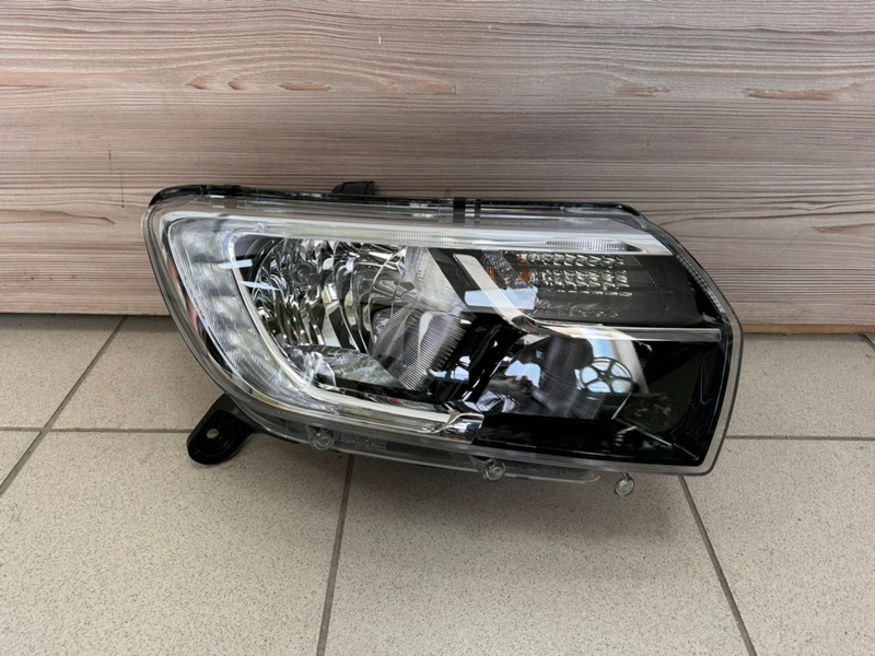 Фара - фото 1