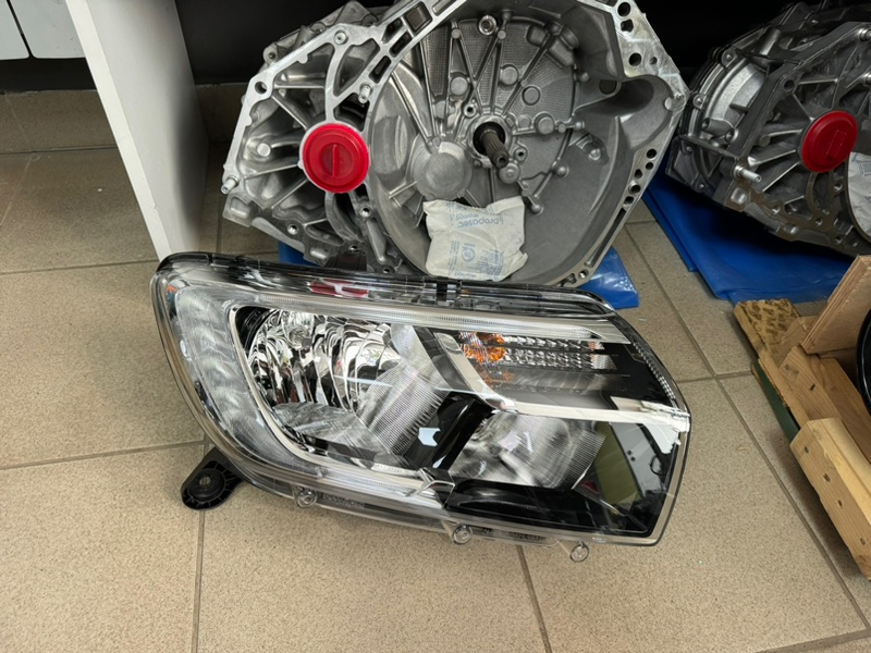 Фара - фото 1