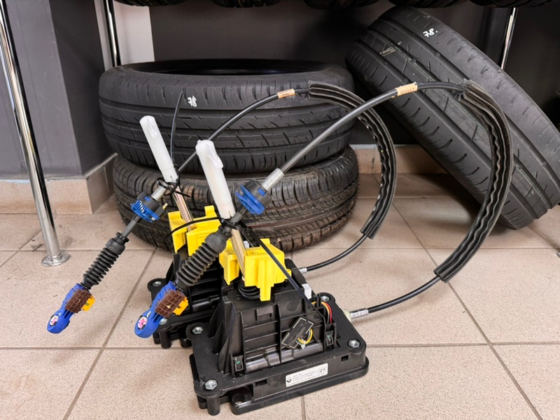 Селектор АКПП - фото 1