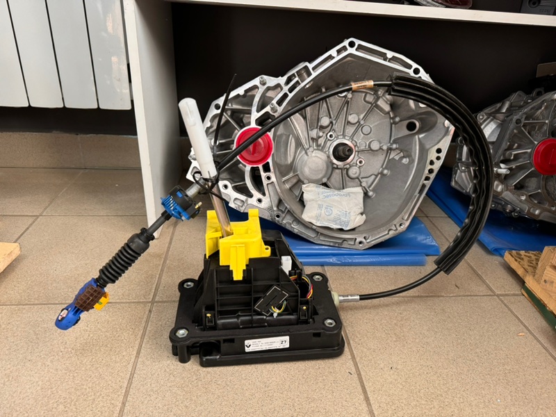 Селектор АКПП - фото 1