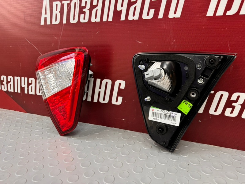 Фонарь крышки багажника - фото 3