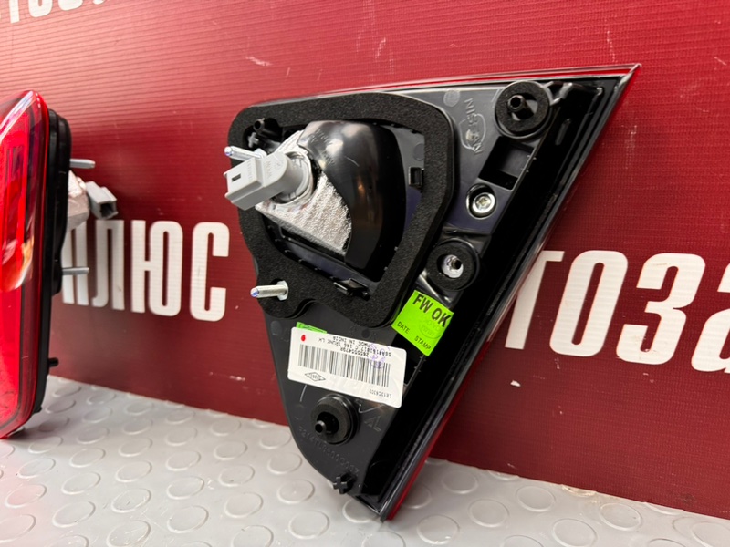 Фонарь крышки багажника - фото 6