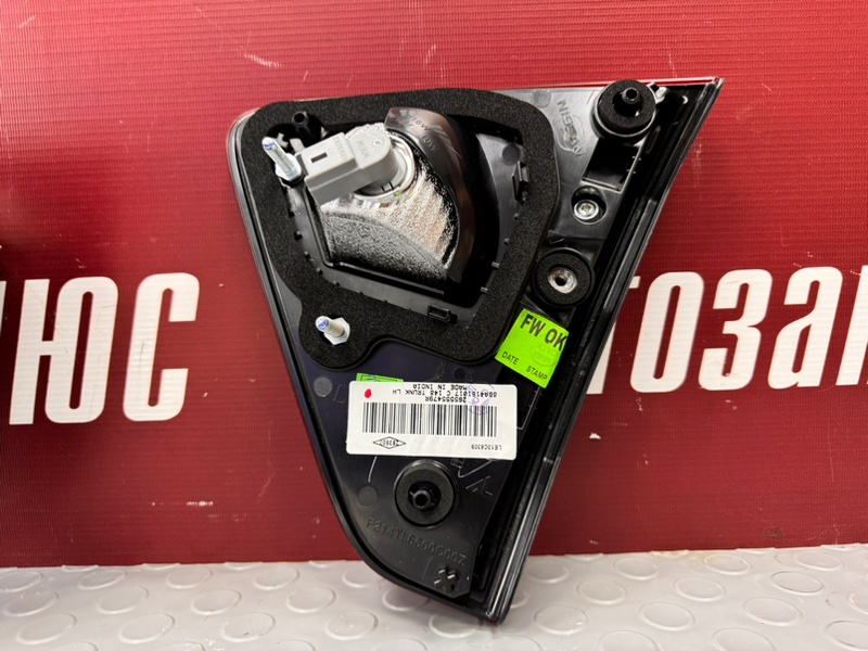 Фонарь крышки багажника - фото 7