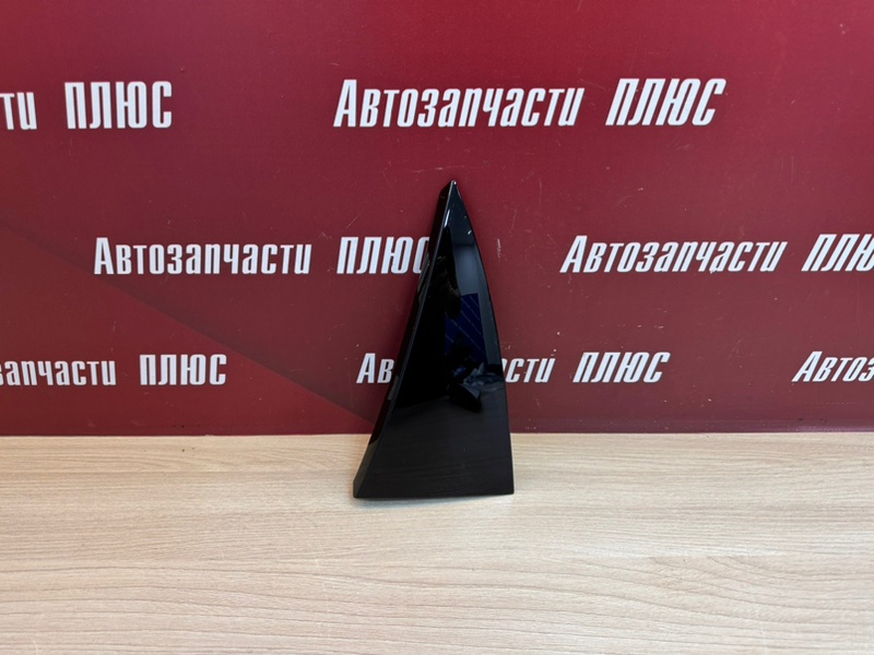 Спойлер крышки багажника - фото 1