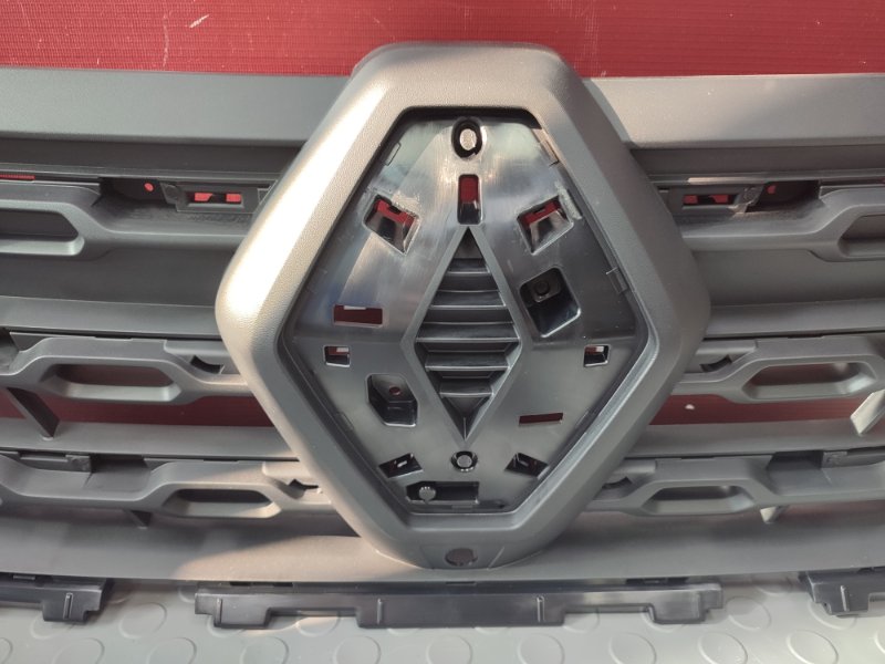 Решетка радиатора - фото 4