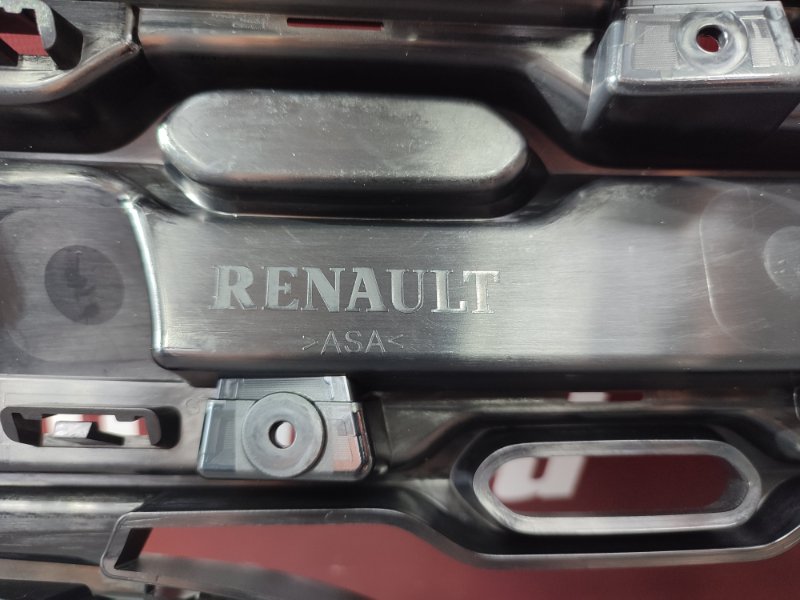 Решетка радиатора - фото 9