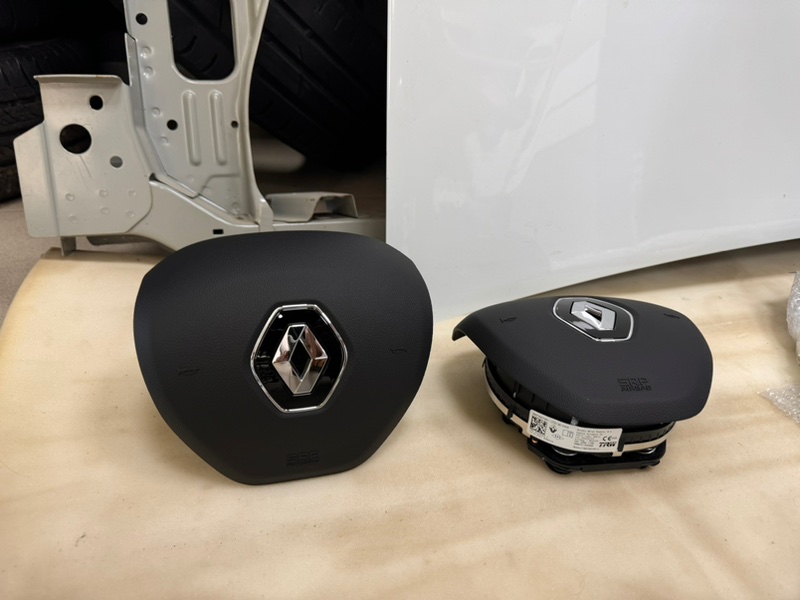 Подушка безопасности - фото 2