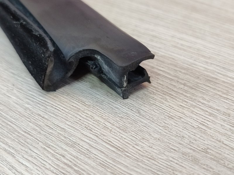 Уплотнитель стекла двери внутренний - фото 5