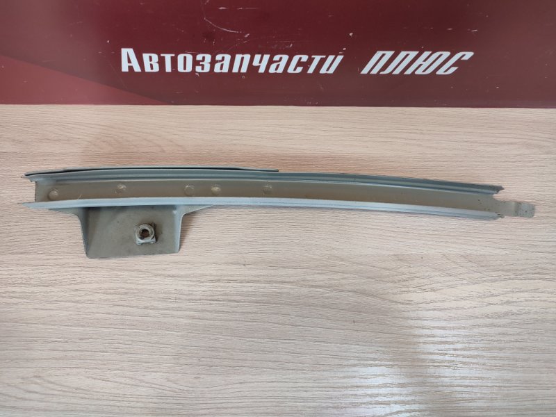 Направляющая стекла     двери - фото 3