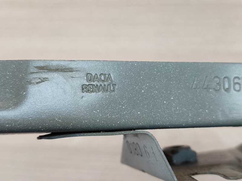 Направляющая стекла     двери - фото 10