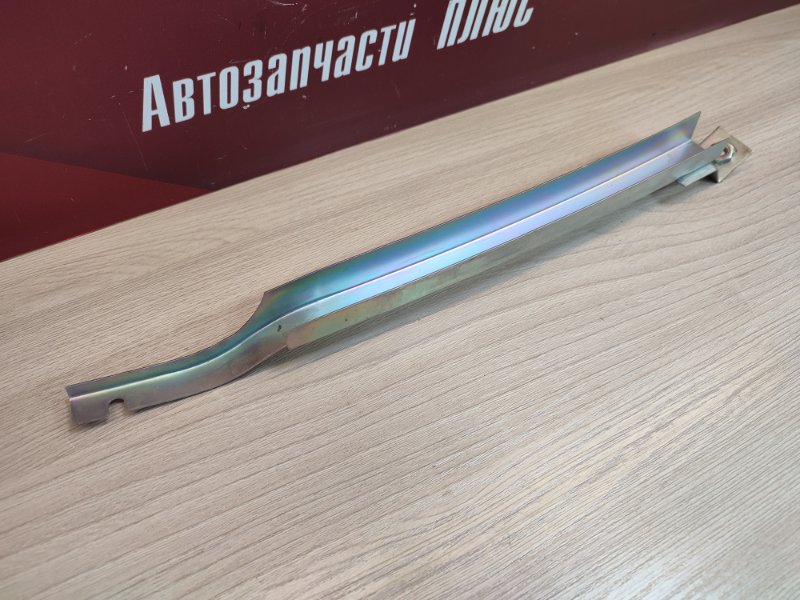 Направляющая стекла двери - фото 6