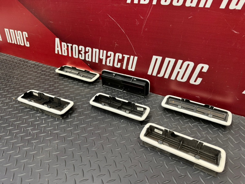 Вентиляционный клапан багажника - фото 5