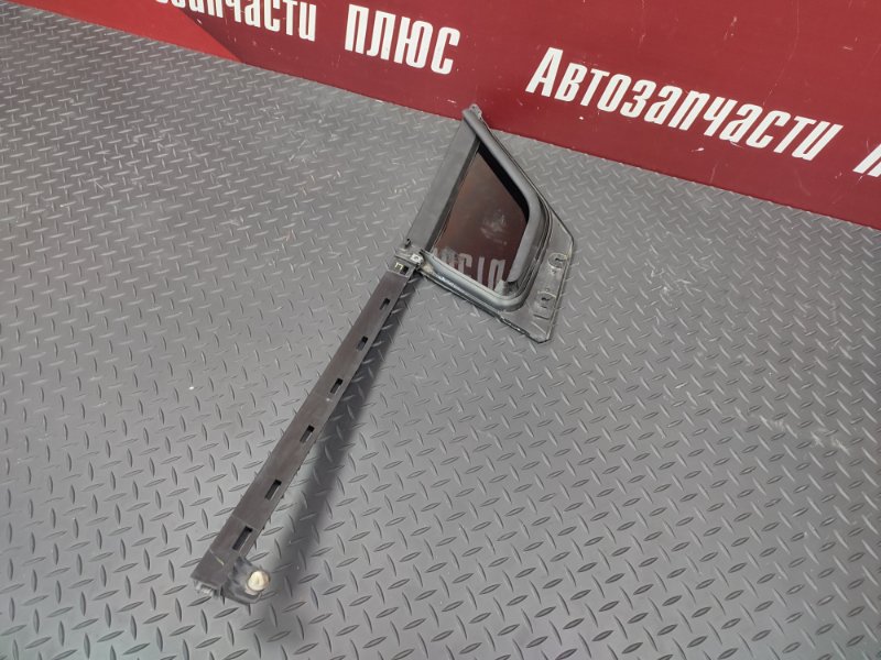 Форточка двери - фото 10