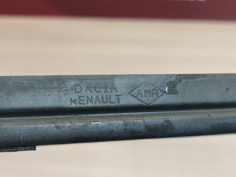 Направляющая стекла     двери - фото 10