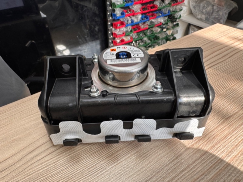 Подушка безопасности - фото 1