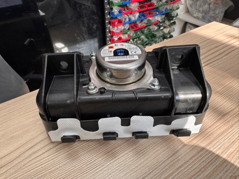 Подушка безопасности - фото 2