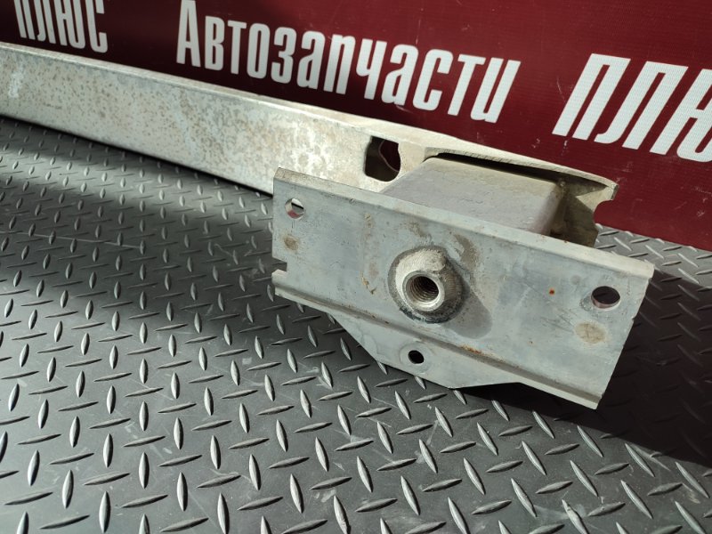 Усилитель бампера - фото 10